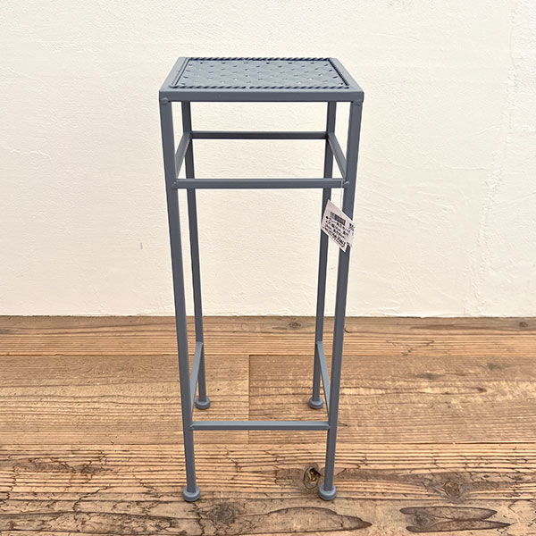 グレー角花台ハイ　Sサイズ（幅18cm、奥行18cm、高さ50cm）AFGK24-L3S