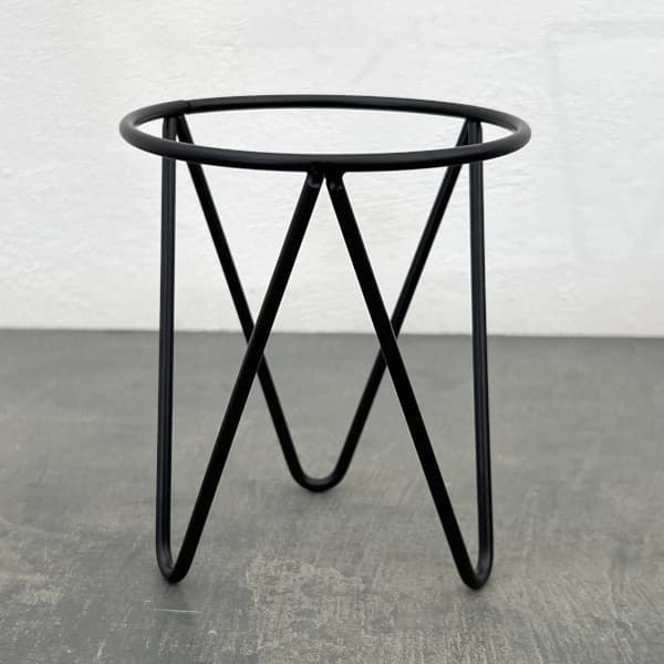 アイアンスタンドS（直径12cm、高さ14cm）