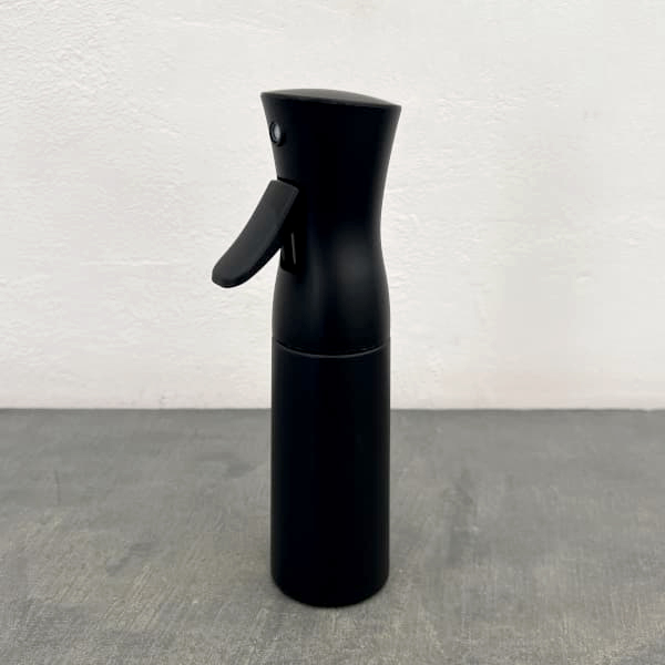 霧吹き：エアーミストワン・ブラック 250ml