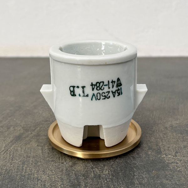 ソケットポットE36（直径8.5cm）・皿付き