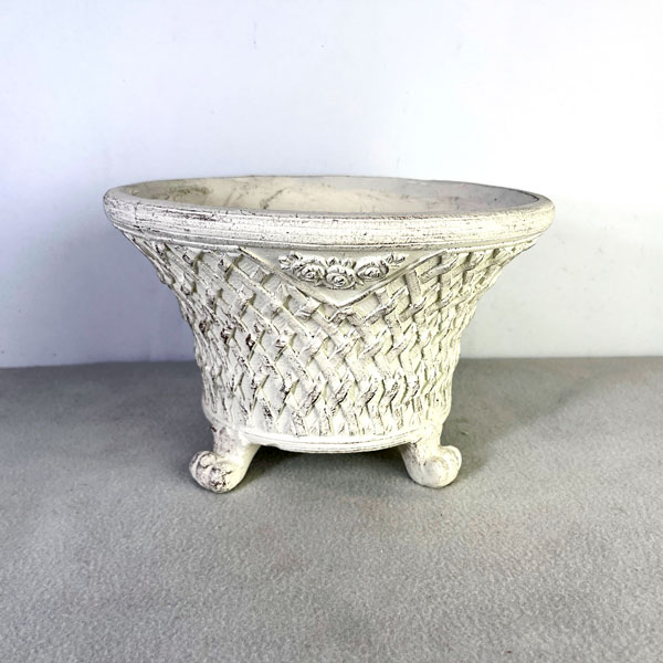 マイエイラウンドMホワイト（GF7173）直径26.5cm、高さ16.5cm（内径23cm）