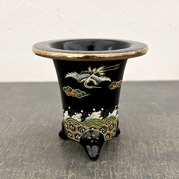 オモト鉢：錦鉢　鶴（つる）と波・黒【268743】／外径10.2cm（内径7.5cm）