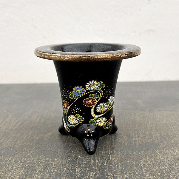 オモト鉢：錦鉢　菊（きく）・黒【273163】／外径10.5cm（内径7.5cm）
