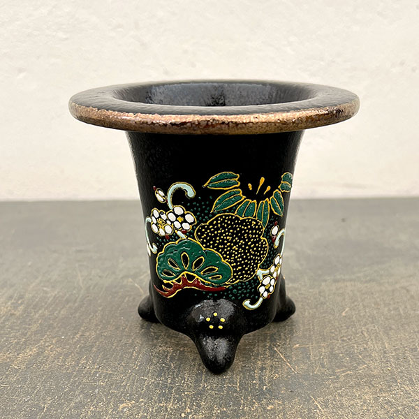 オモト鉢：錦鉢　松竹梅（しょうちくばい）・黒【232792】／外径10.8cm（内径7.5cm）