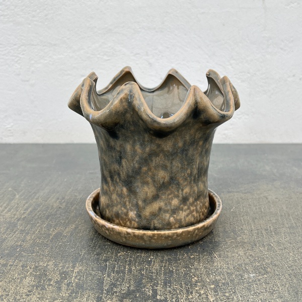 タロンポット アンド ソーサー Sサイズ グレー（幅13.5cm、高さ12.8cm）