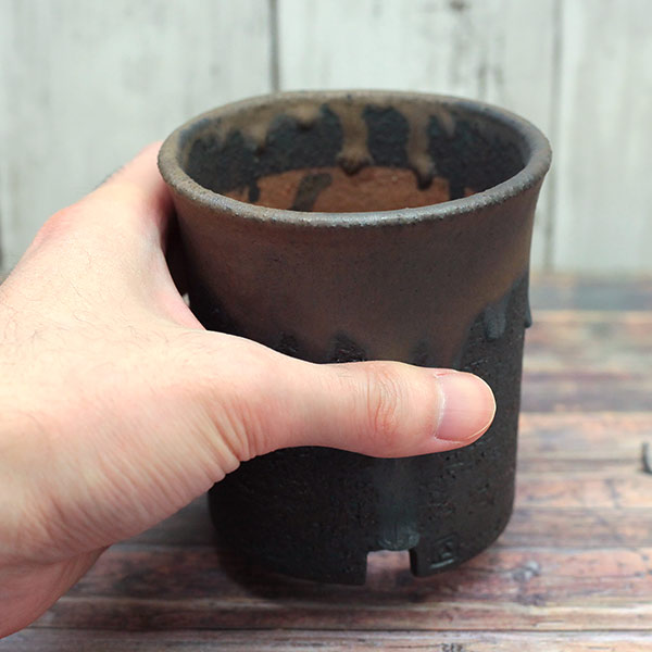 信楽焼き：金彩切立 3号（直径約9cm）