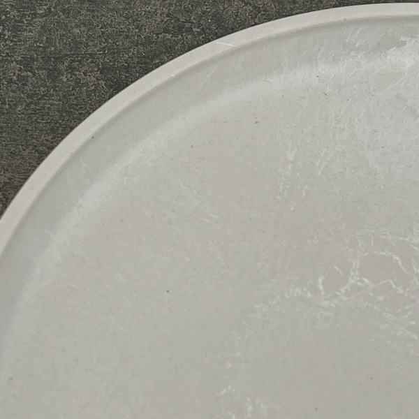 アーバンプランツポットソリッド（ミルク）直径19.5×高さ18.5cm　81004