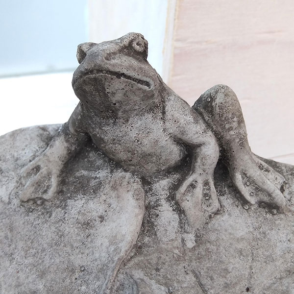 バードバス:スモールトリプルフロッグ(542)(直径20cm)