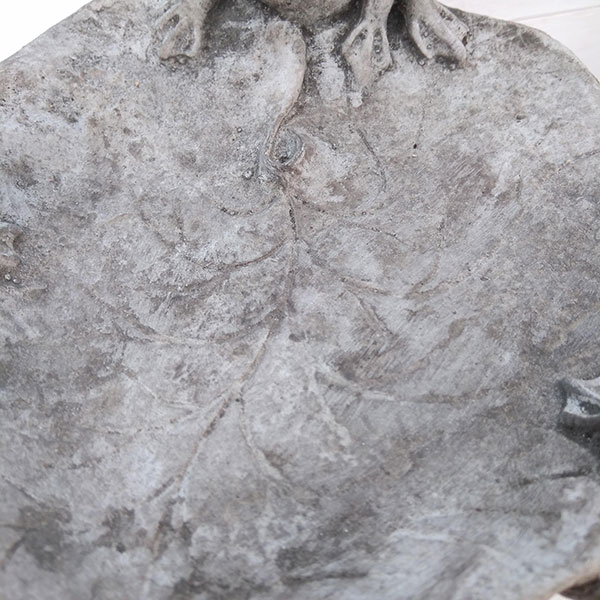 バードバス:スモールトリプルフロッグ(542)(直径20cm)