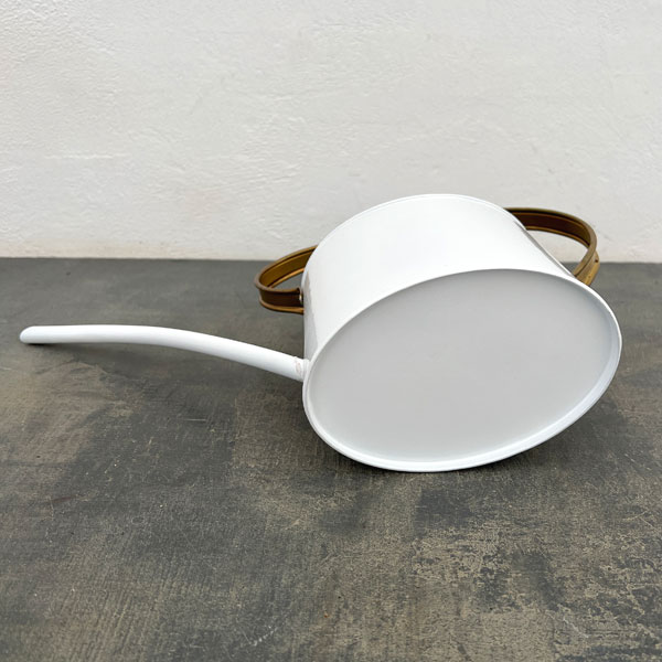 ジョウロ(鉄製)1.8L：（ホワイト）(81615)