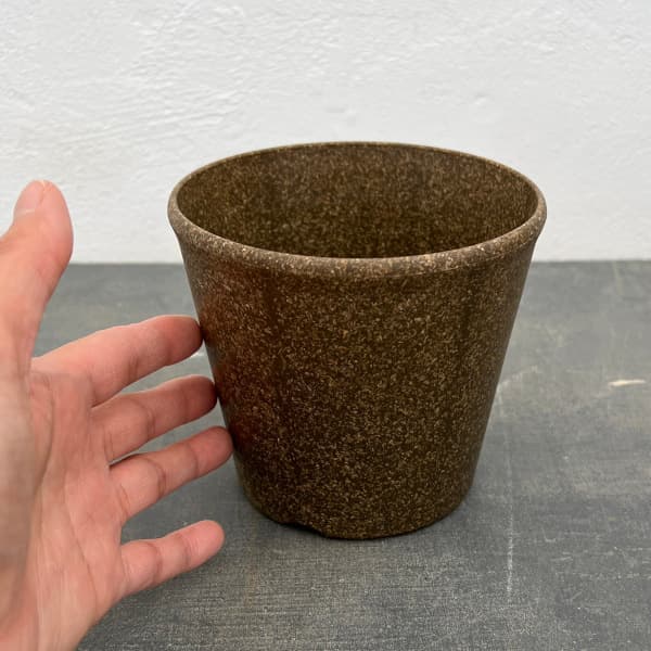 もみっくポット4号ブラウン(直径12cm、高さ10.8cm、容量0.6L)