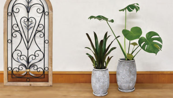 セメント鉢:エマーブルポット・ホワイトAM-10(幅20.5cm、高さ30.5cm)