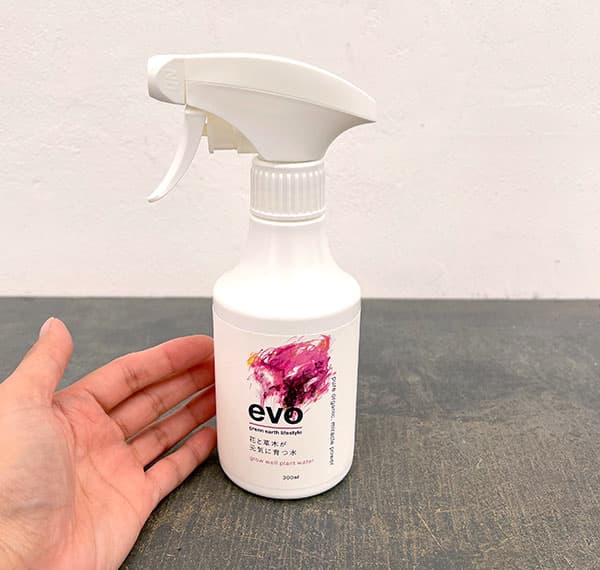 evo 花と草木が元気に育つ水 300ml（54060）