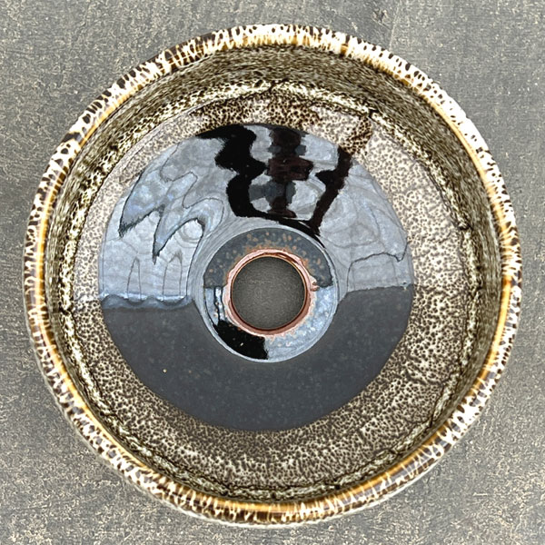 リキュウ ポット:TENMOKU白/Mサイズ(直径約11.0cm、高さ約6.7cm)