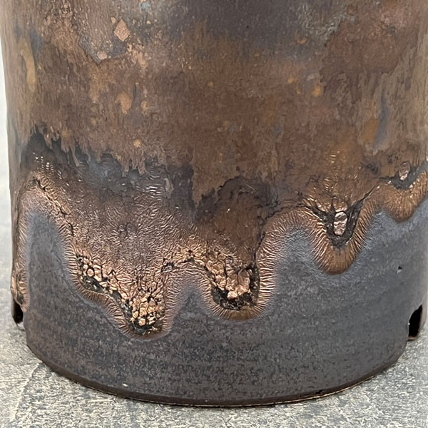 信楽焼き:金彩ラッパ型 3.5号(直径約11cm)