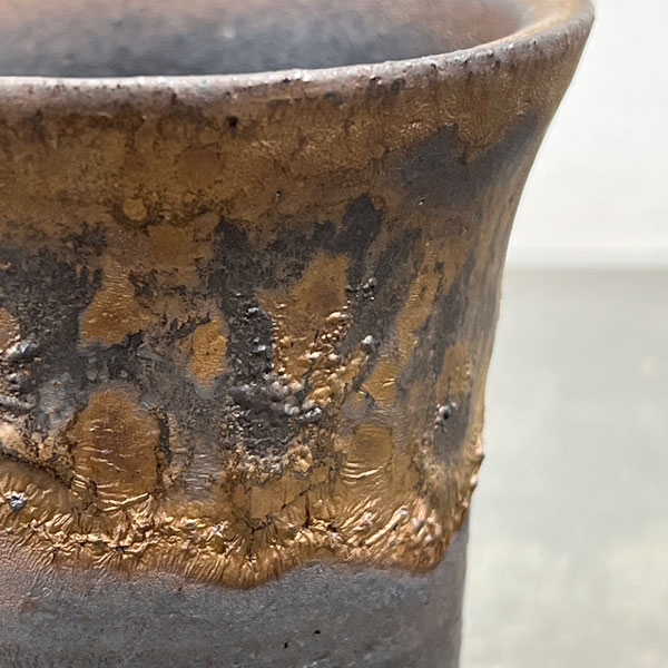 信楽焼き：金彩切立 3号（直径約9cm）