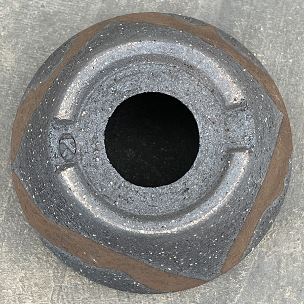 信楽焼き：金彩流し段型 M（直径約12cm）