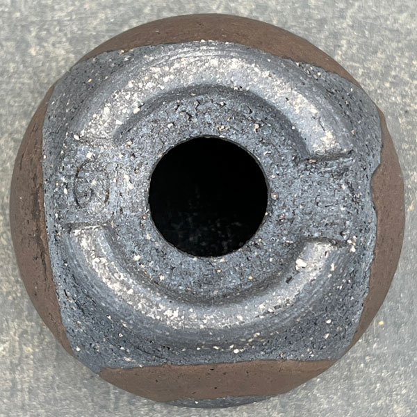 信楽焼き：金彩流しカップ型 S（直径約8.5cm）