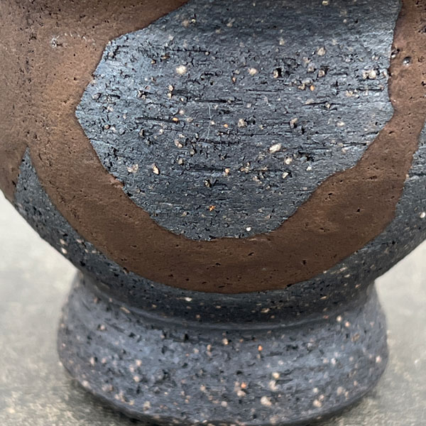 信楽焼き：金彩流しカップ型 S（直径約8.5cm）