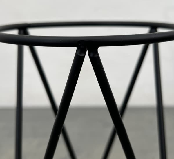 アイアンスタンドS（直径12cm、高さ14cm）