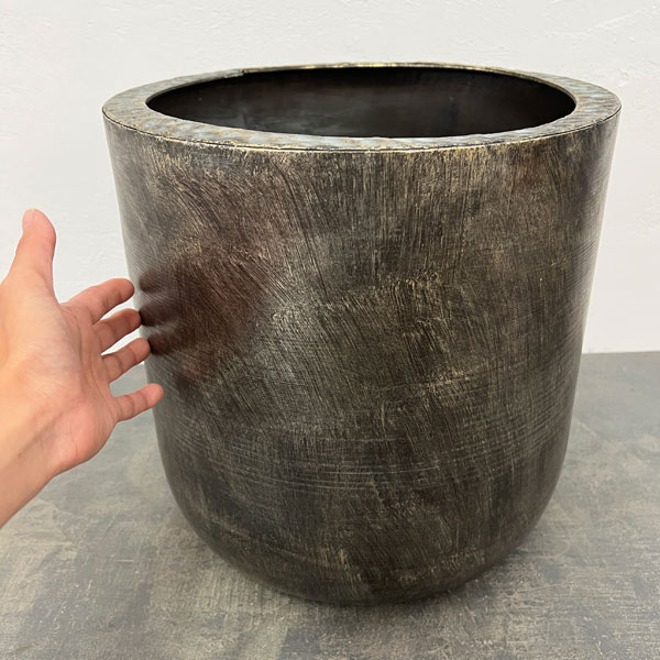 エデン：ドレスM　メタル4527**（直径32cm）