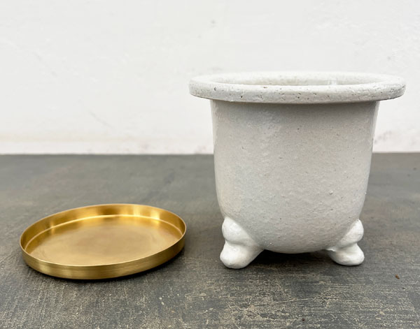 RAKU プランター 白 K-95（直径約12.5cm）・受け皿付き