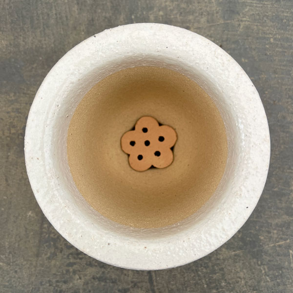 RAKU プランター 白 K-95（直径約12.5cm）・受け皿付き