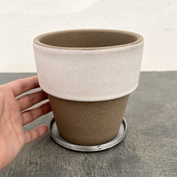 リムカラープランター120（直径約12.2cm）ホワイト・受け皿付き