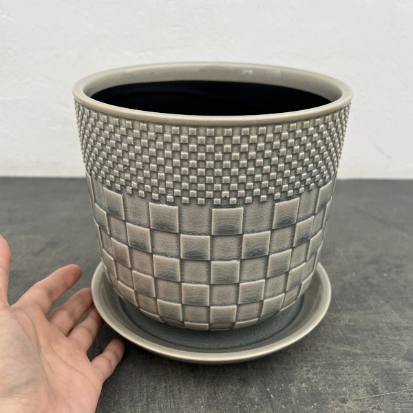 プラッド ポット アンド ソーサー:ライトグレー/Lサイズ(直径18.1cm、高さ17.2cm)