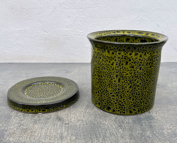 フレック ポット アンド ソーサー:グリーン/Mサイズ(直径13.5cm、高さ14cm)