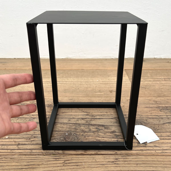 黒角花台ロー　Sサイズ（幅15cm、奥行15cm、高さ20cm）AFBK24-3S