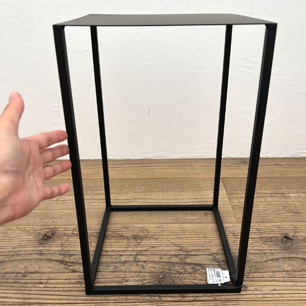 黒角花台ロー　Lサイズ（幅25cm、奥行25cm、高さ40cm）AFBK24-3S