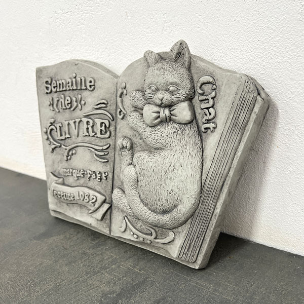 ガーデンプレートD BOOK*キャットGY  グレー／幅26cm（GFBPL10GY）