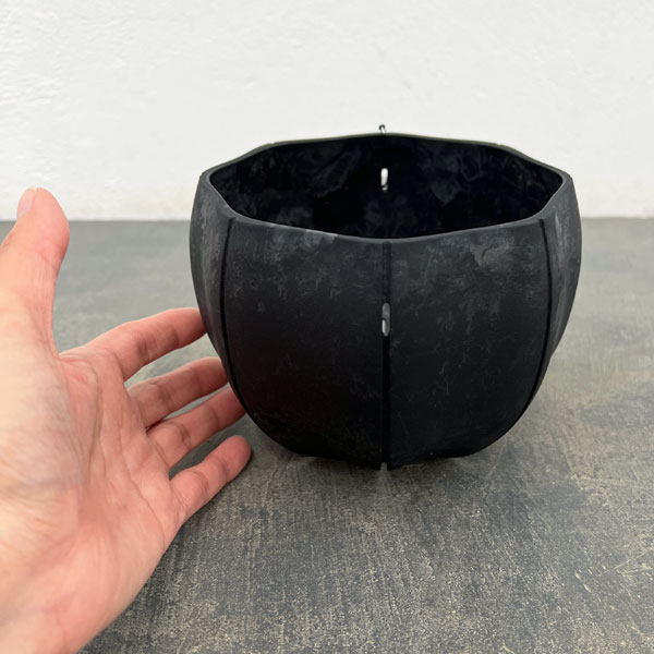 Sen シリーズ：ローリーポット 丸 Sサイズ（直径14.8cm）ブラック