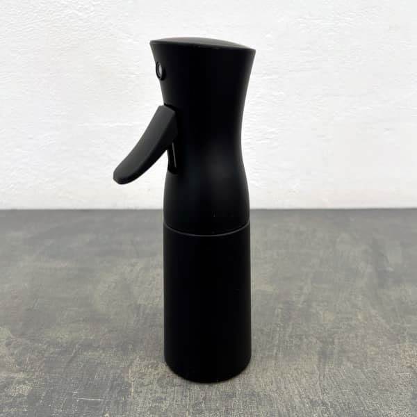 霧吹き：エアーミストワン・ブラック 200ml