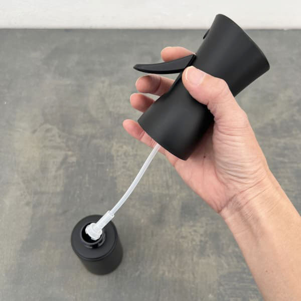 霧吹き：エアーミストワン・ブラック 200ml