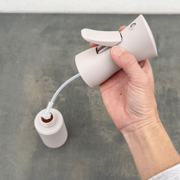 霧吹き：エアーミストワン・ベージュ 200ml