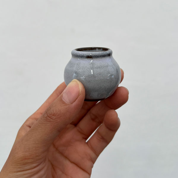 マメポットI　壺形・鉢色おまかせ1鉢（直径約4.3cm）