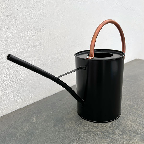 エッシャーデザイン：ジンク製ジョーロ・ブラック1.64リットル（ＴＧ362）