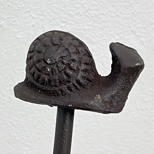 エッシャーデザイン　プランツサポートPY27：スパイラル かたつむり