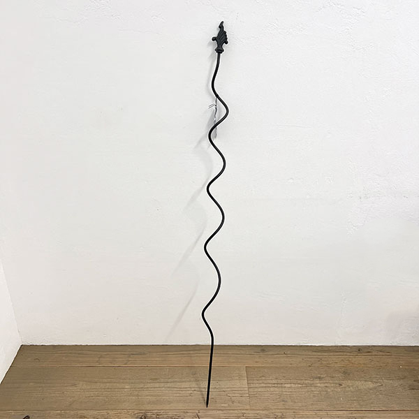 エッシャーデザイン プランツサポートPY27:スパイラル フェザー(羽)