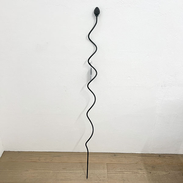 エッシャーデザイン　プランツサポートPY27：スパイラル 松ぼっくり