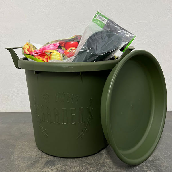 グロウコンテナ30型(直径30cm)とプレート(ダークグリーン)培養土と土入れのセット