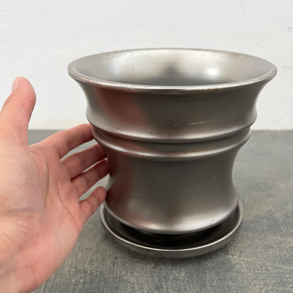 エルダ：メタルL（直径15.5cm・皿付）