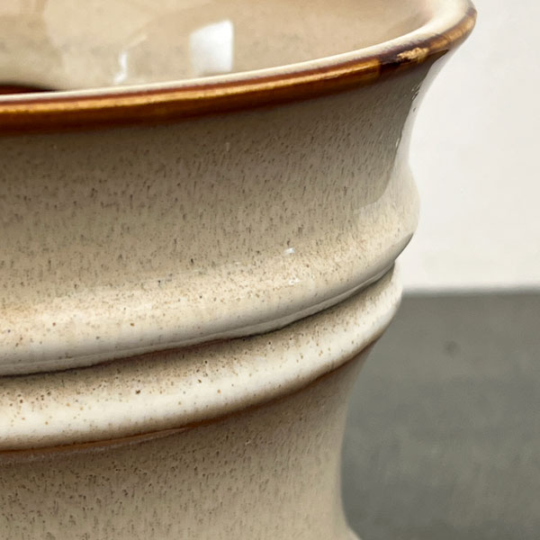 エルダ：白M（直径14cm・皿付）