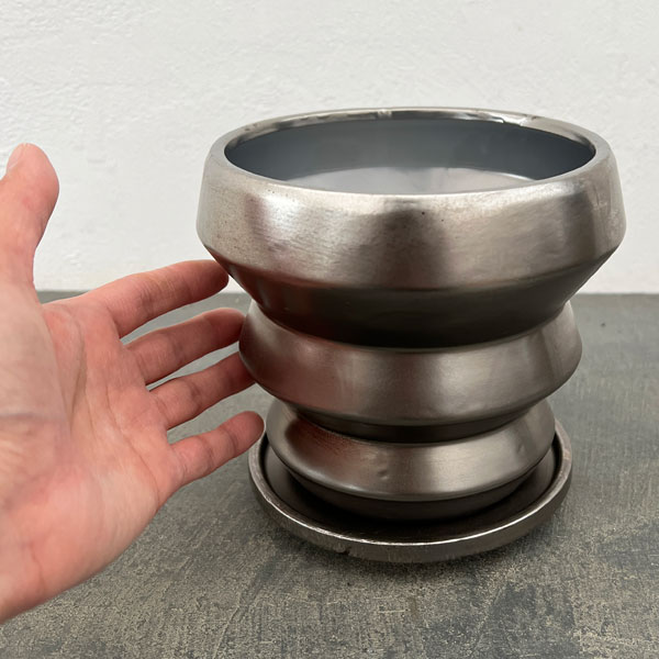 アガタ：メタルL（直径約15cm・皿付）