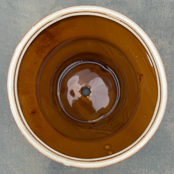 アガタ：白M（直径約13cm・皿付）