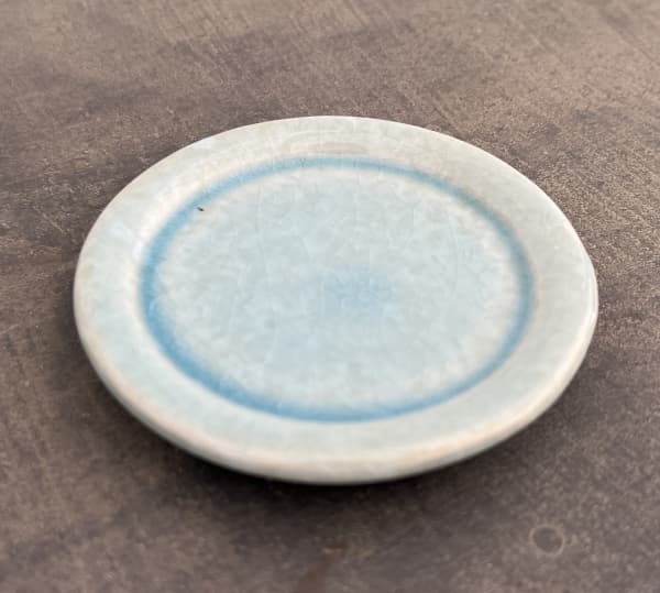 アンジェラ：薄青L（直径約11cm）・皿付