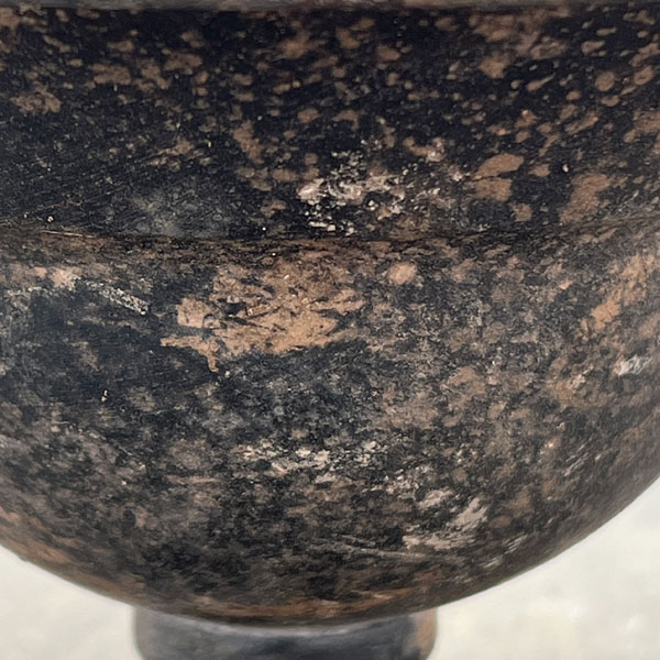 ルチア：カップ 黒（直径15.5cm／底穴なし）