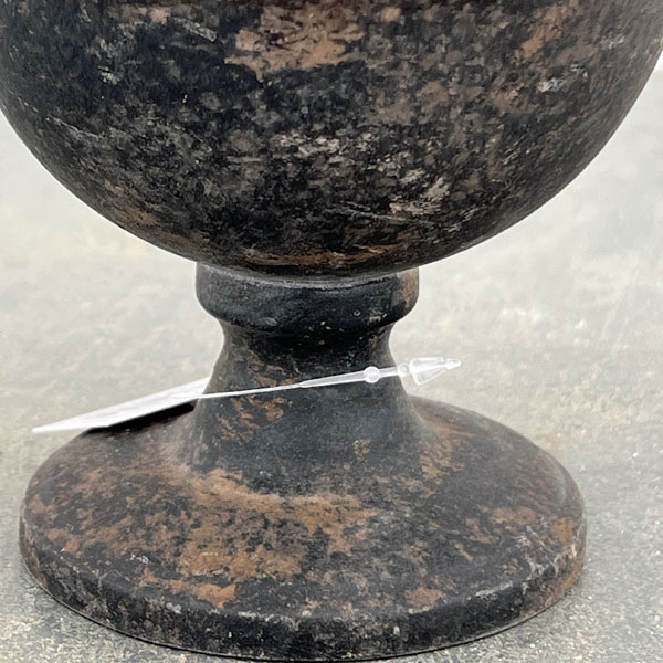 ルチア：カップ 黒（直径15.5cm／底穴なし）